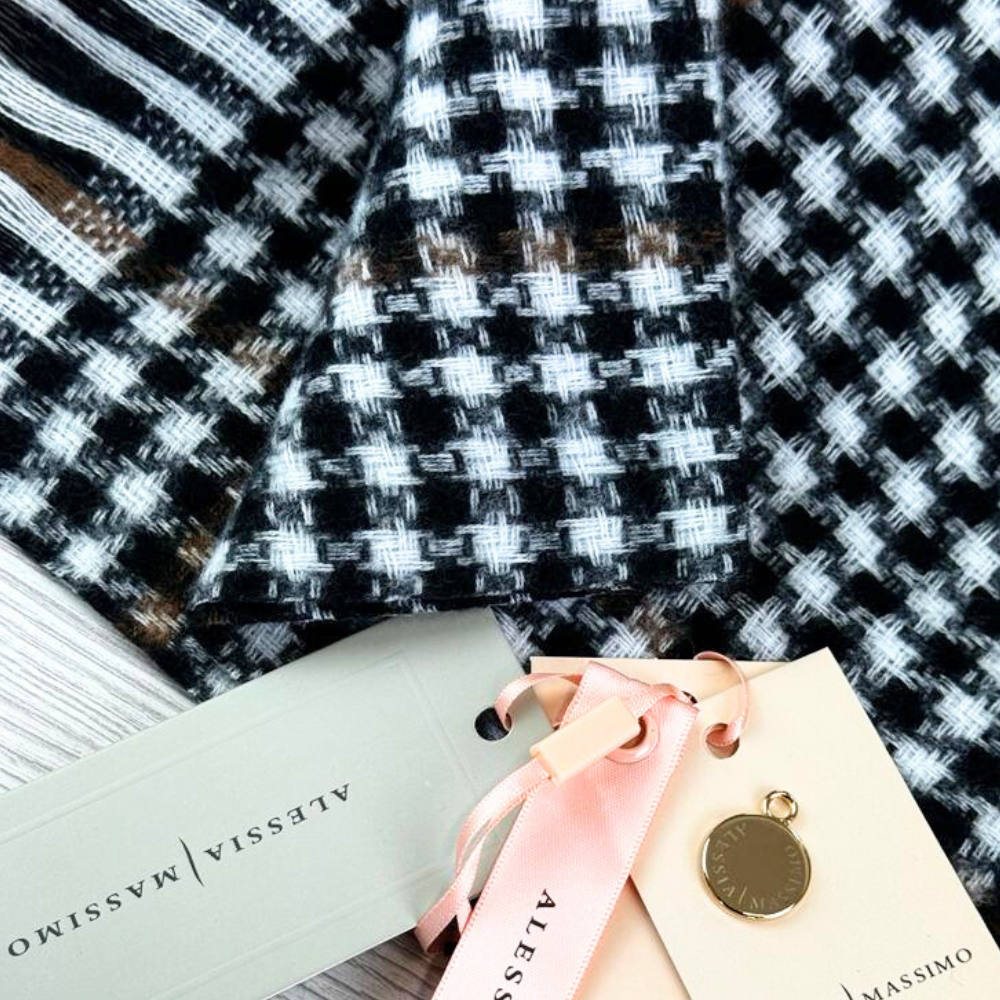 Ladies Checked Cosy Scarf By Alex Max SP2642