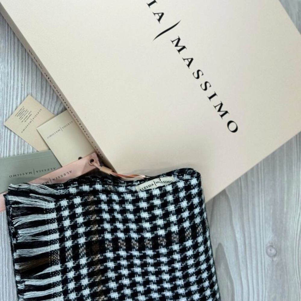 Ladies Checked Cosy Scarf By Alex Max SP2642