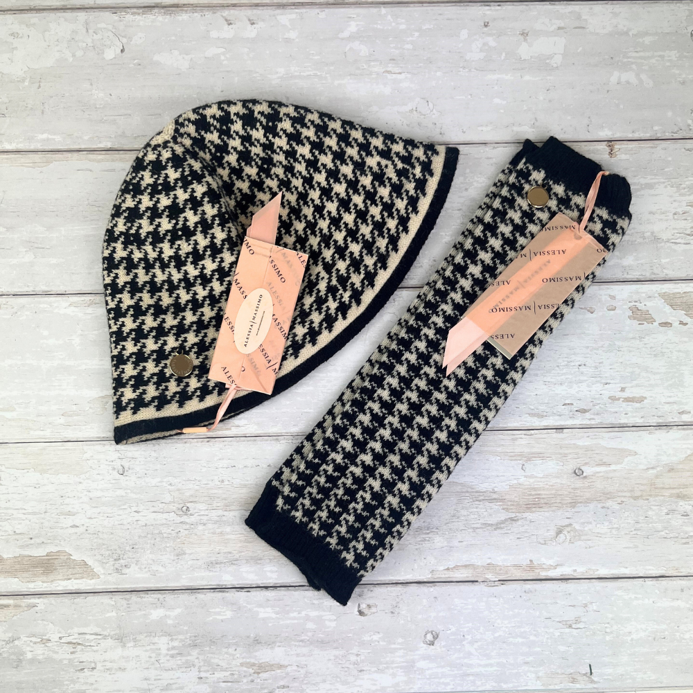 Ladies Houndstooth Check Longer Length Wrist Warmers By Alex Max