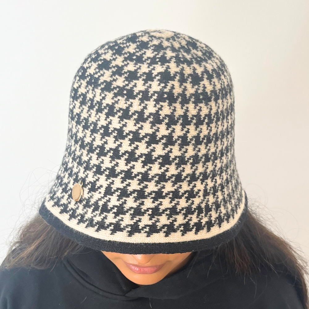 Ladies Houndstooth Pattern Cloche Hat by Alex Max CA9070